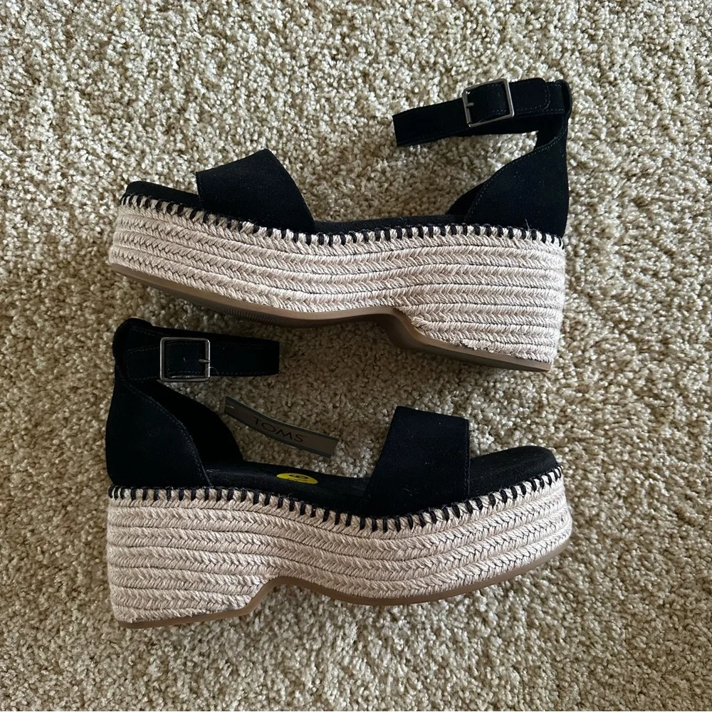 TOMS Laila‎ Black Suede Platform Espadrille Wedge Sandals Size 9.5 NWT